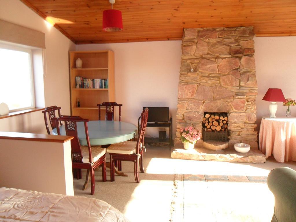 Bank Cottage B&B Newport  Buitenkant foto