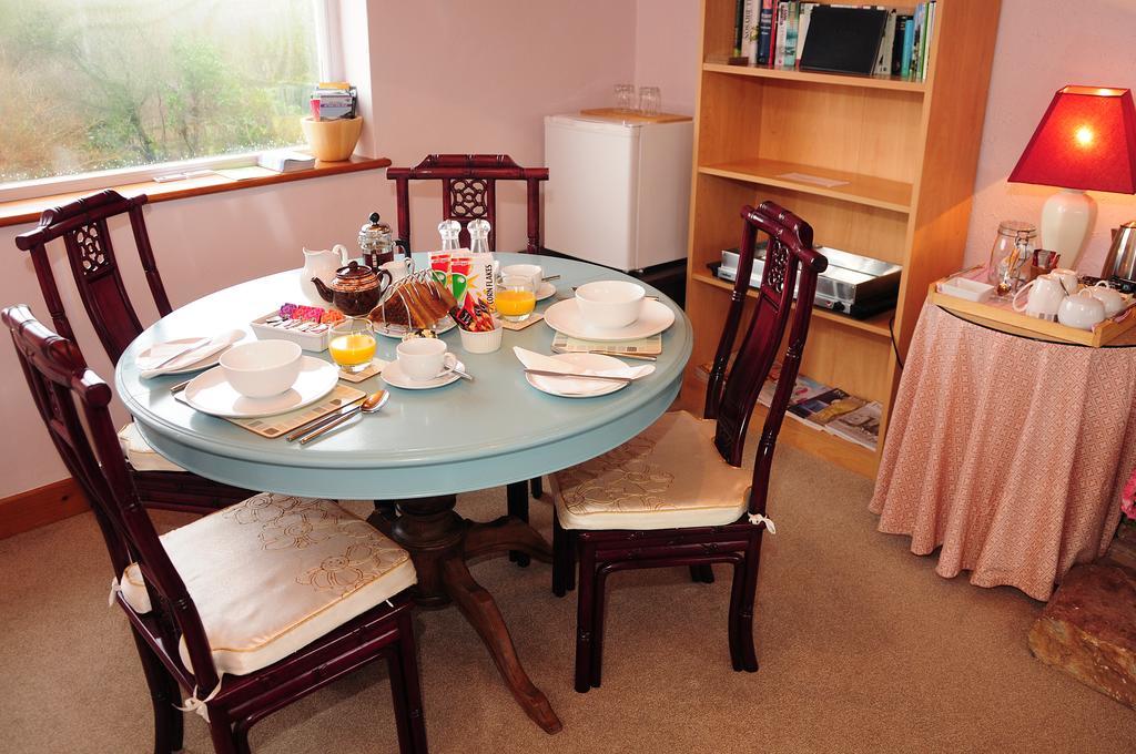 Bank Cottage B&B Newport  Buitenkant foto